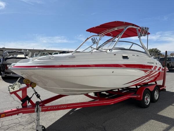 2010 22' Four Winns "F224" Bowrider - Image 4