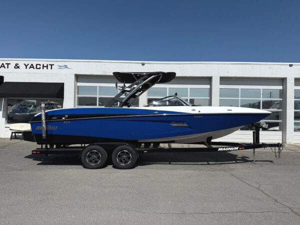 2013 24' Malibu "Wakestter 24 MXZ" Bowrider