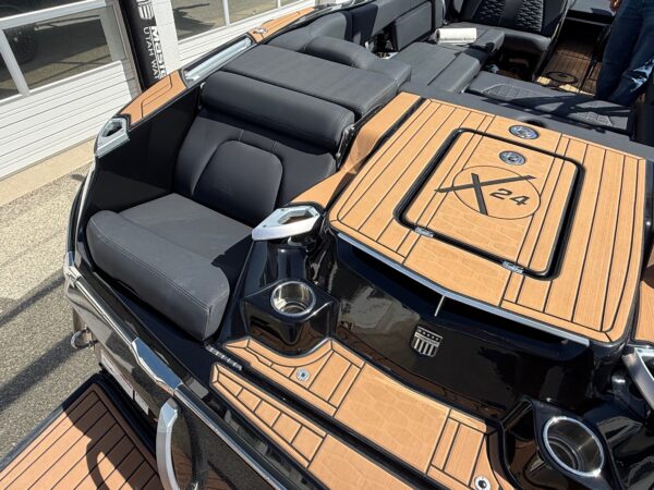 2021 24' MasterCraft "X24" Bowrider - Image 25