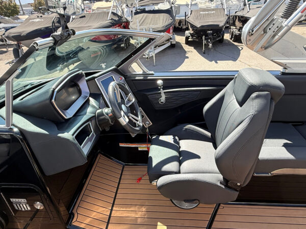 2021 24' MasterCraft "X24" Bowrider - Image 35