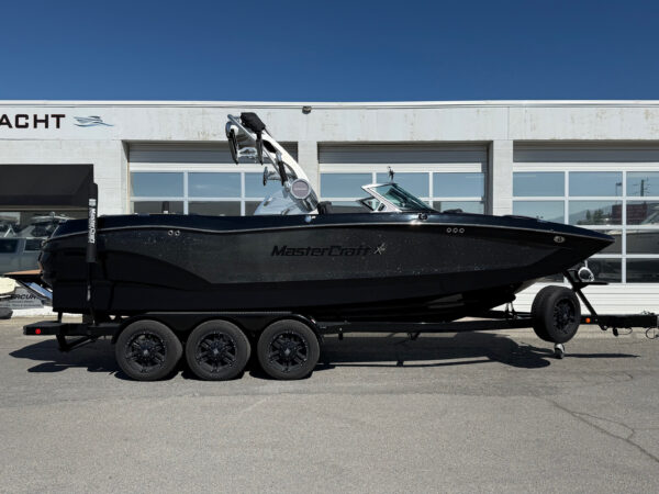2021 24' MasterCraft "X24" Bowrider