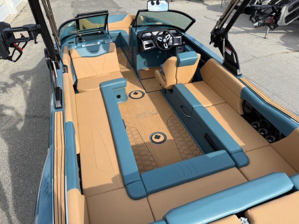 2025 24' MasterCraft "NXT24" Bowrider - Image 18