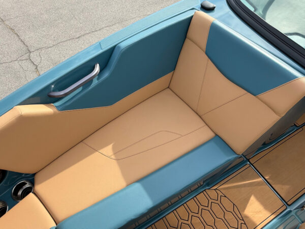 2025 24' MasterCraft "NXT24" Bowrider - Image 10