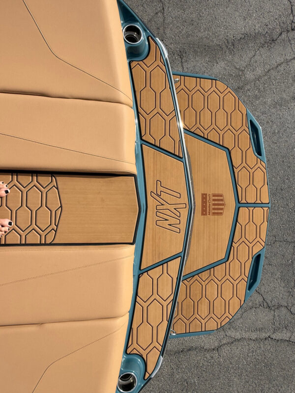 2025 24' MasterCraft "NXT24" Bowrider - Image 33