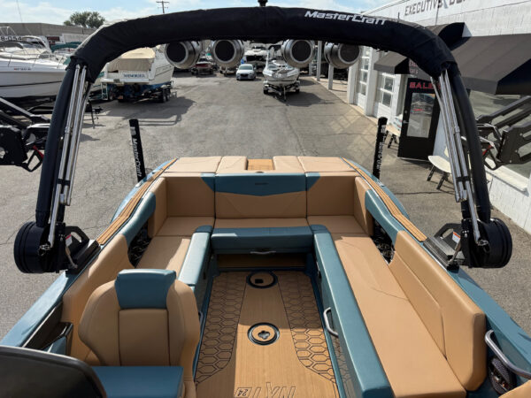 2025 24' MasterCraft "NXT24" Bowrider - Image 14