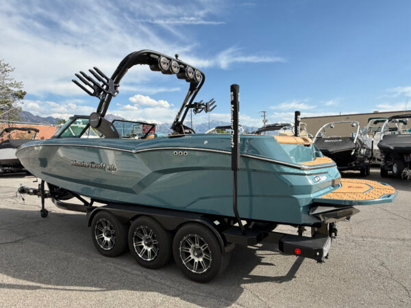 2025 24' MasterCraft "NXT24" Bowrider - Image 5