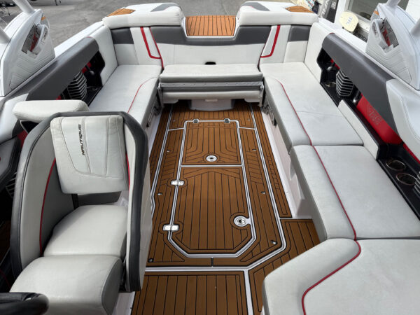 2013 25' Super Air Nautique "G25" - Image 11