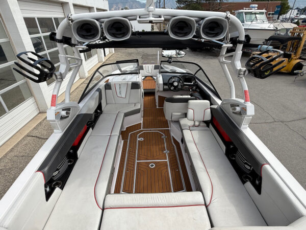 2013 25' Super Air Nautique "G25" - Image 13