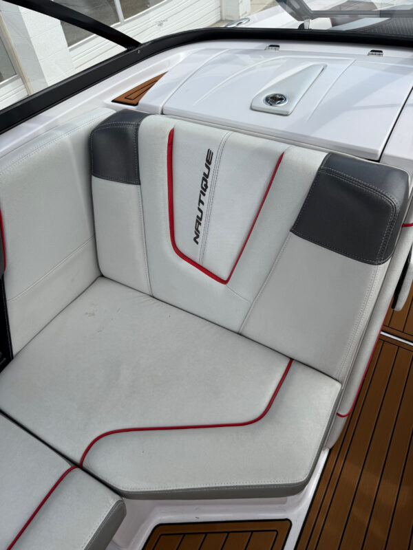 2013 25' Super Air Nautique "G25" - Image 14