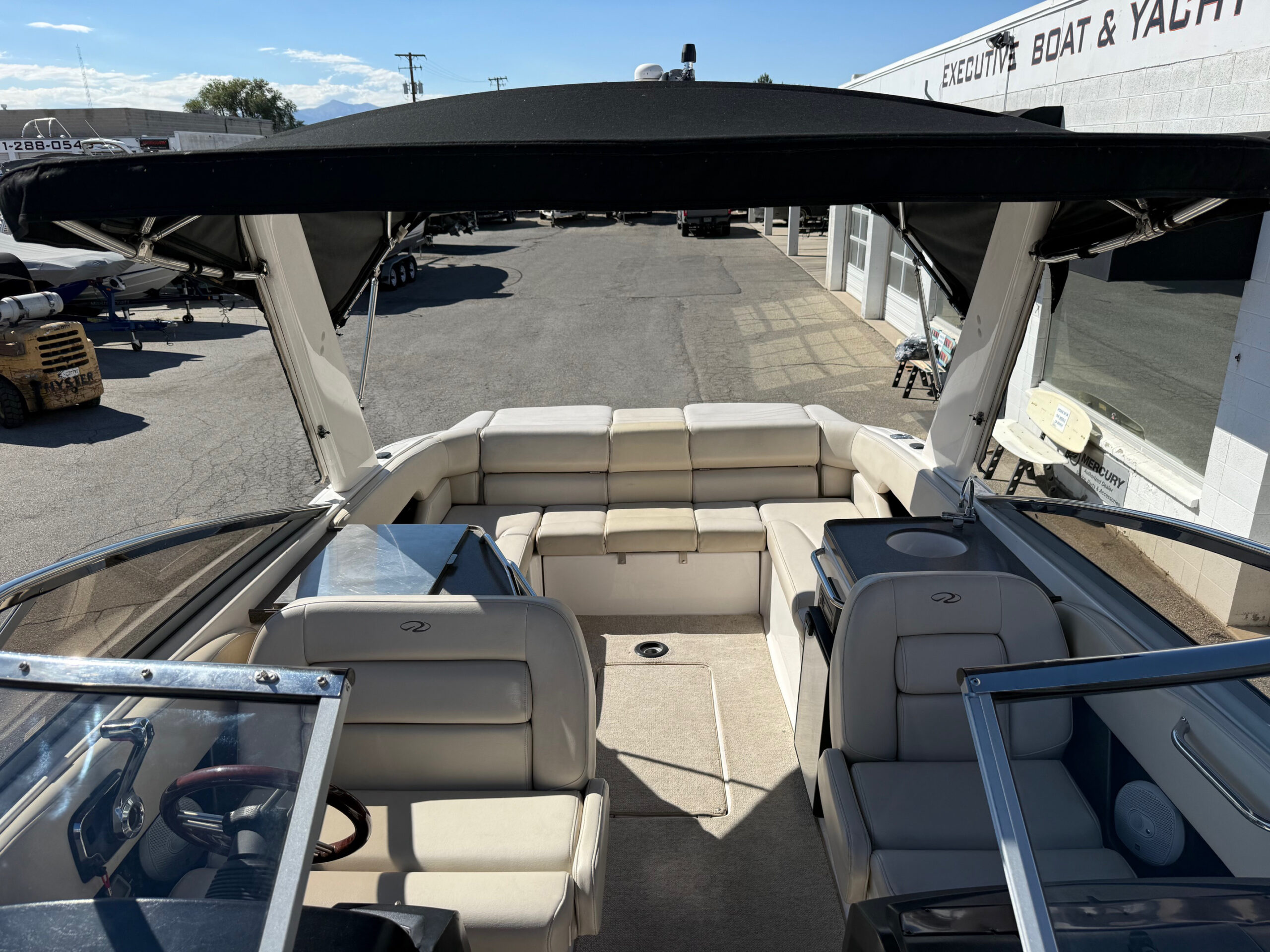 2008 27' Regal "2700 Bowrider" - Image 5