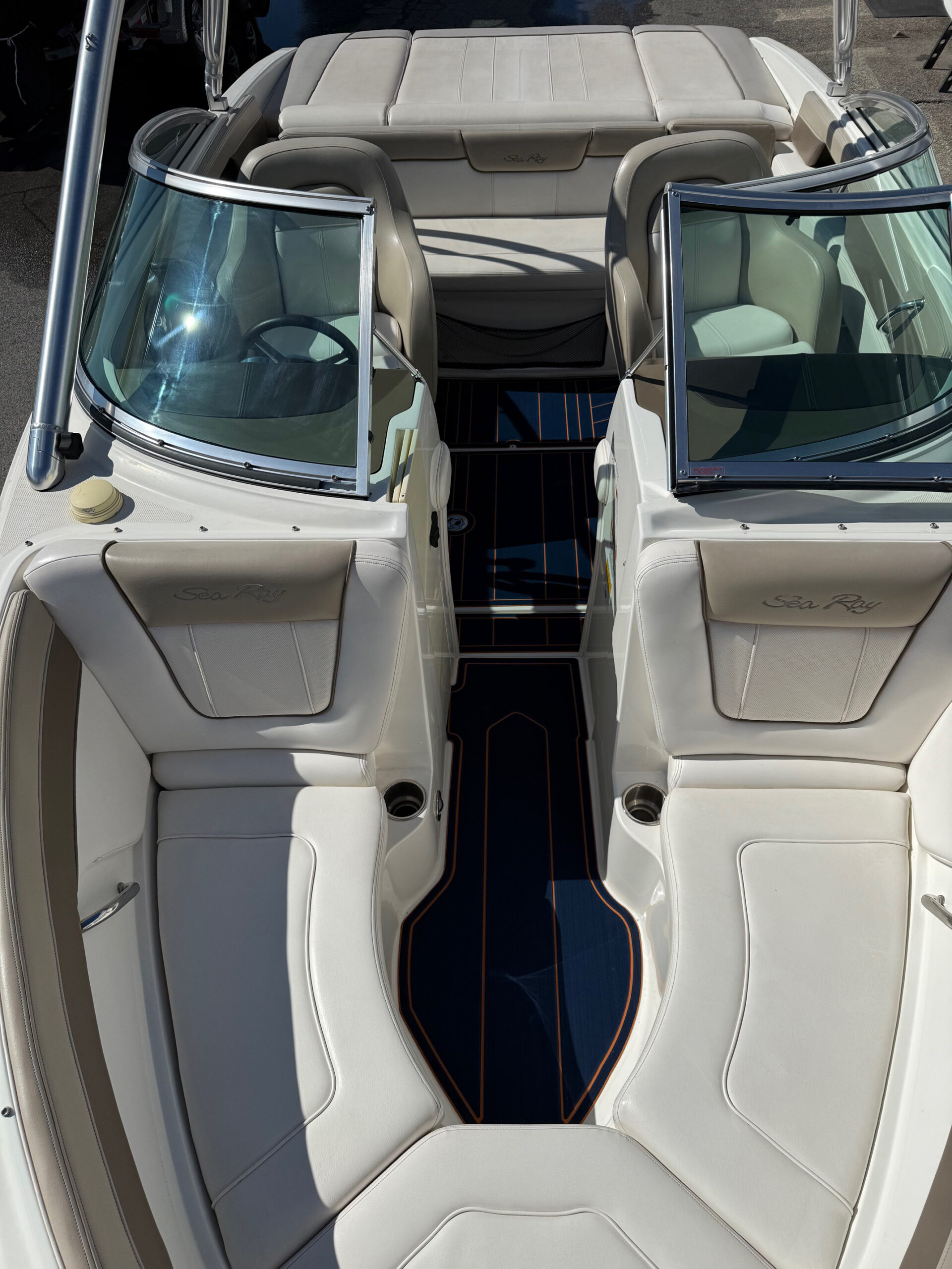 2011 21' Sea Ray "210 SLX Fission" Bowrider - Image 11