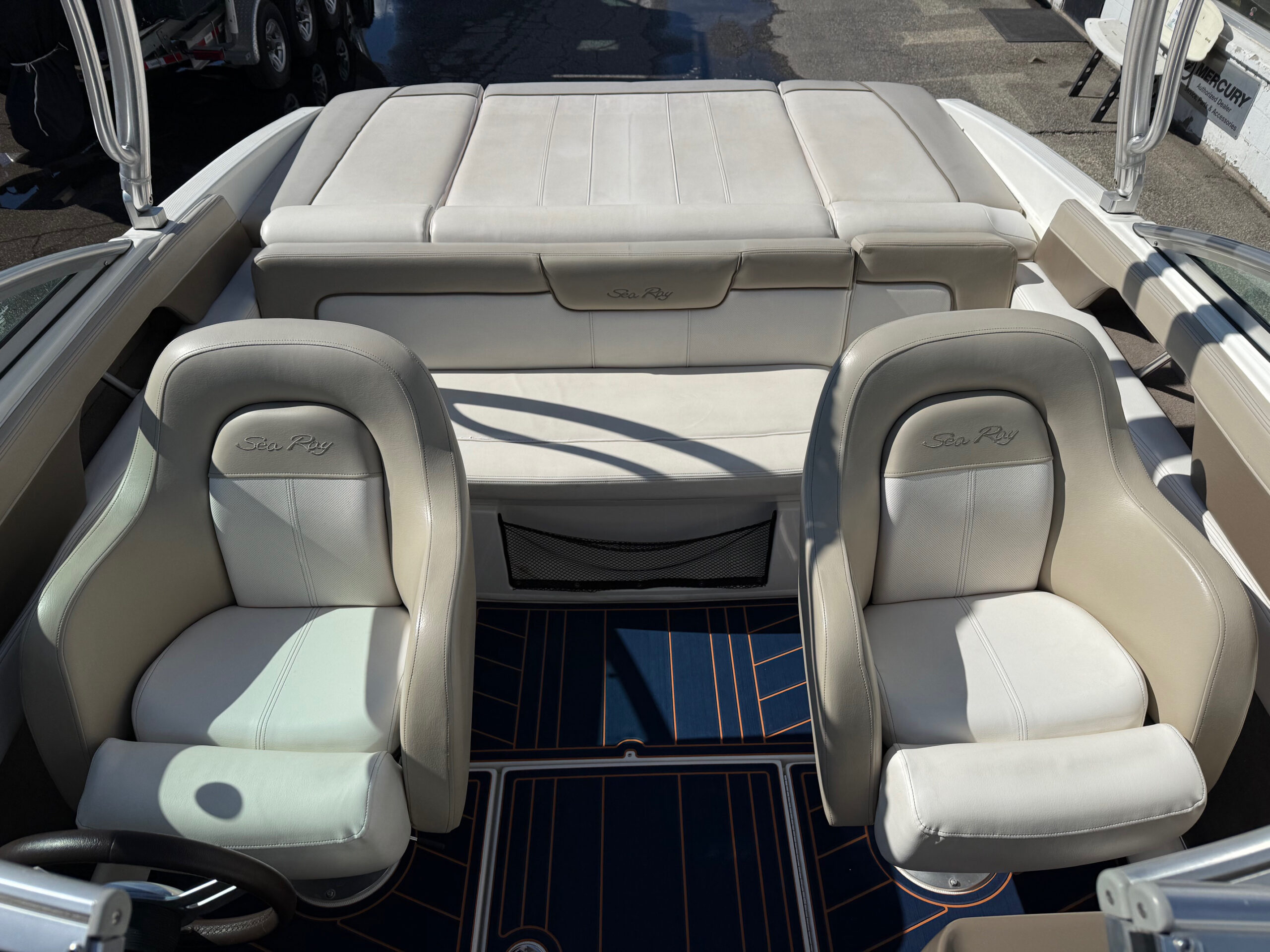 2011 21' Sea Ray "210 SLX Fission" Bowrider - Image 12
