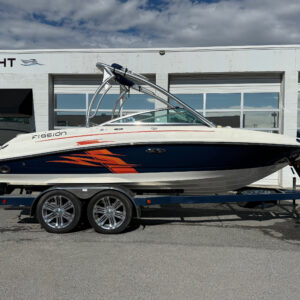 2011 21' Sea Ray "210 SLX Fission" Bowrider
