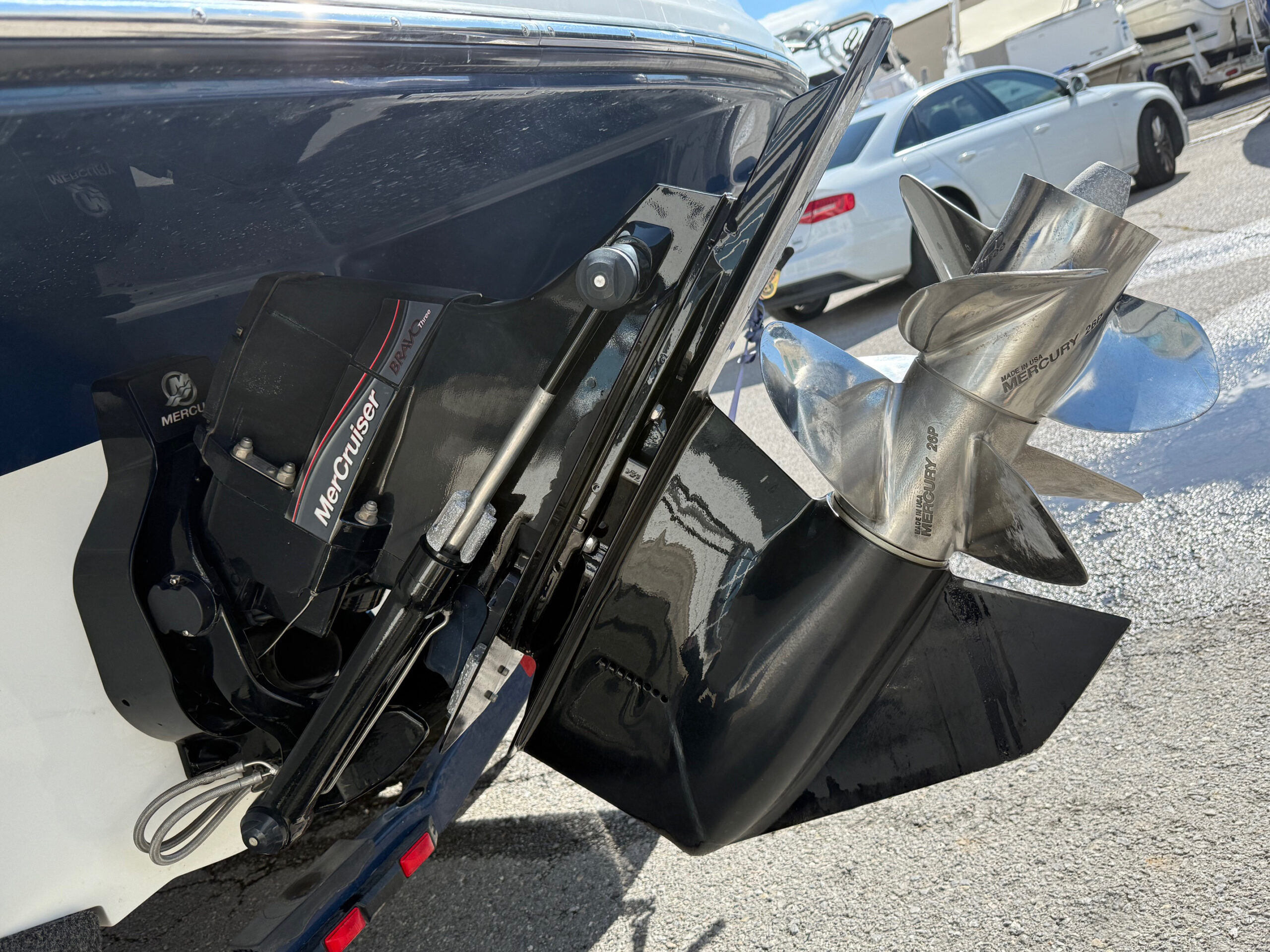 2011 21' Sea Ray "210 SLX Fission" Bowrider - Image 6