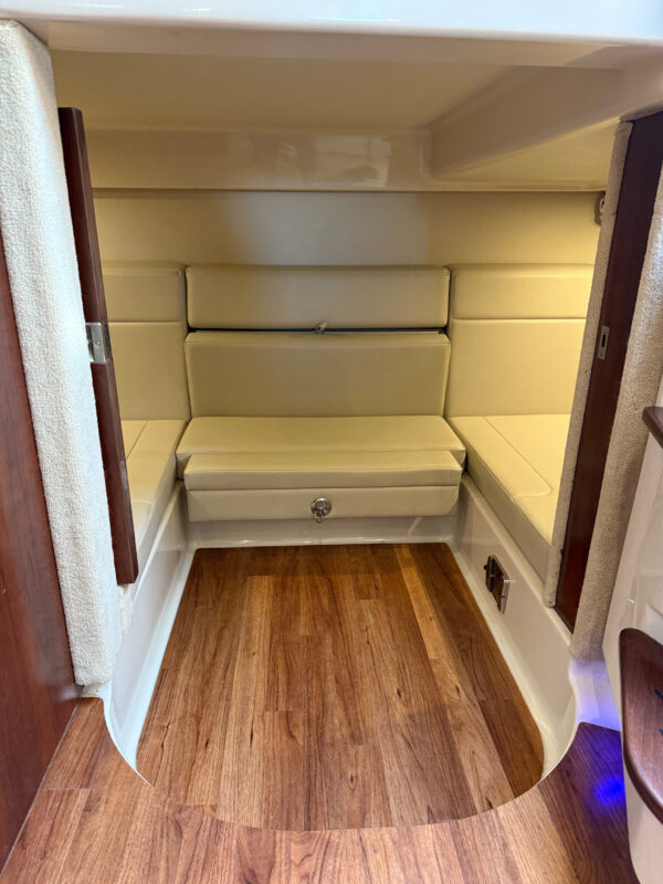 2016 33' Chaparral "Signature 330" Cruiser - Image 48