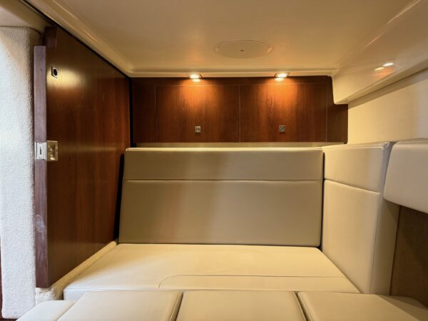 2016 33' Chaparral "Signature 330" Cruiser - Image 49
