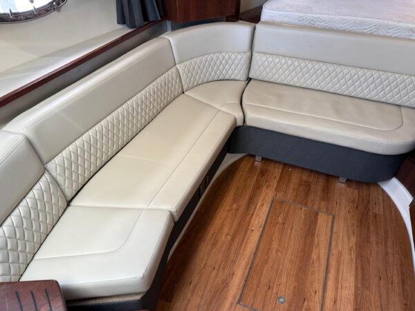2016 33' Chaparral "Signature 330" Cruiser - Image 40