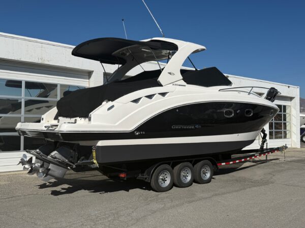 2016 33' Chaparral "Signature 330" Cruiser - Image 7