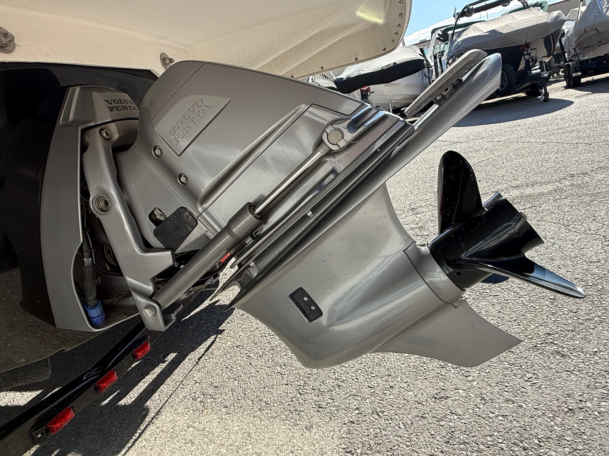 2019 19 Regal "ESX" Bowrider - Image 6