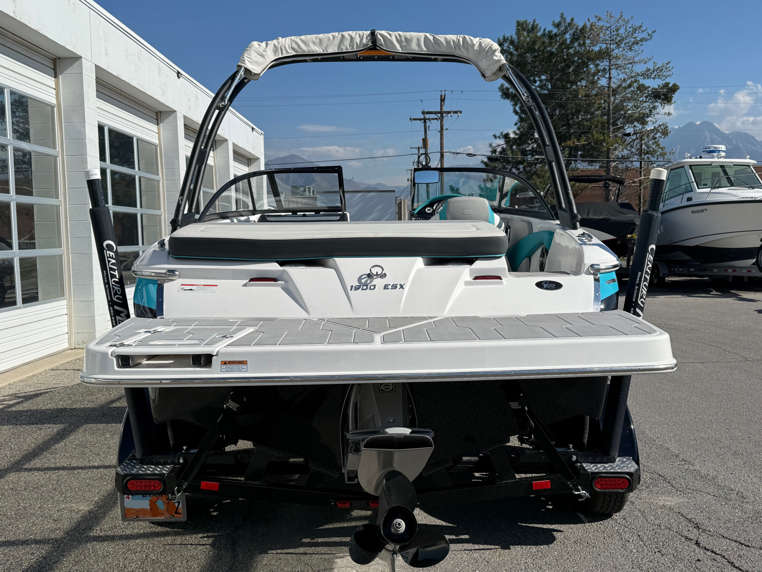 2019 19 Regal "ESX" Bowrider - Image 7