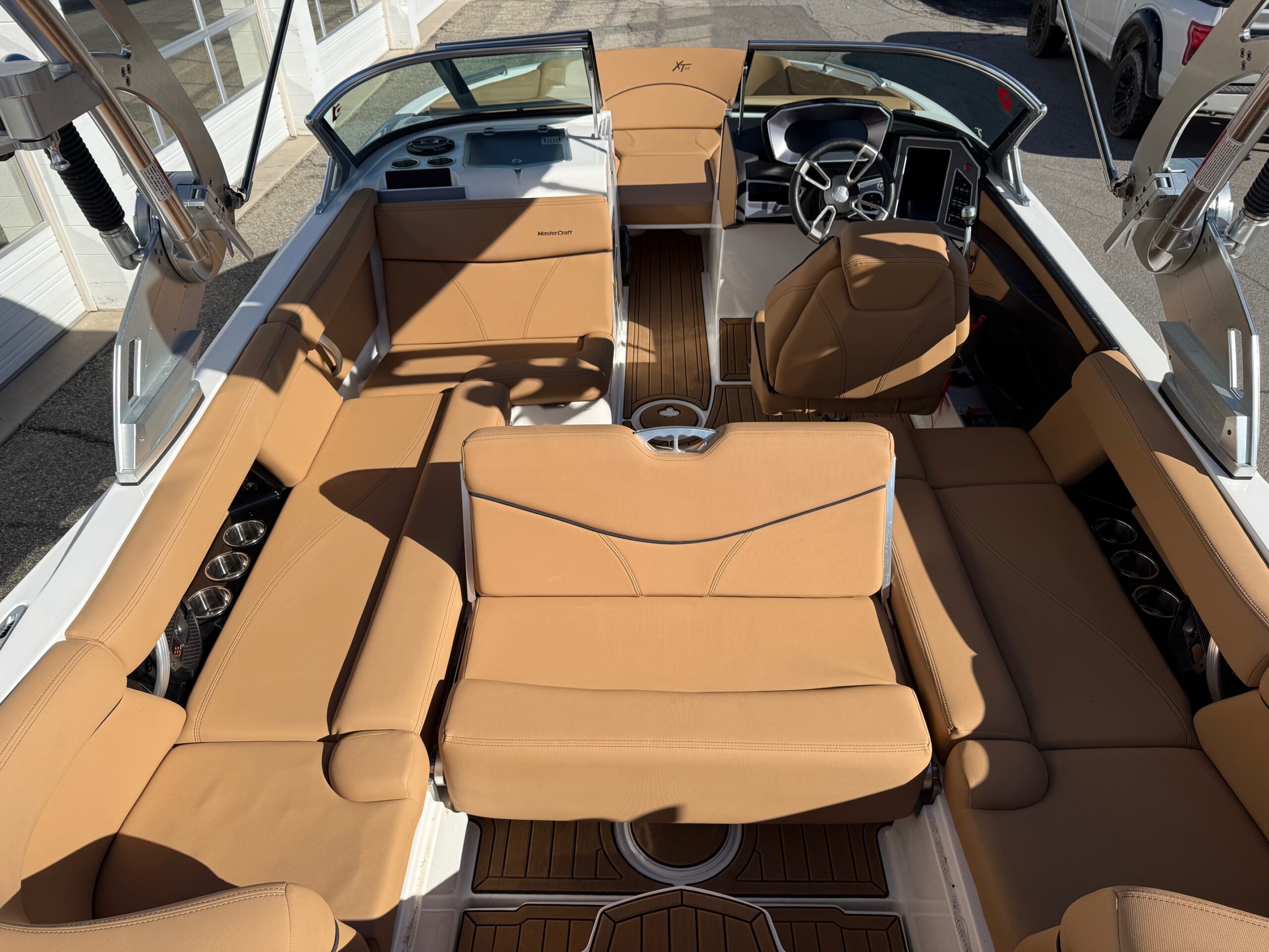 2021 22' MasterCraft "XT22" Bowrider - Image 29