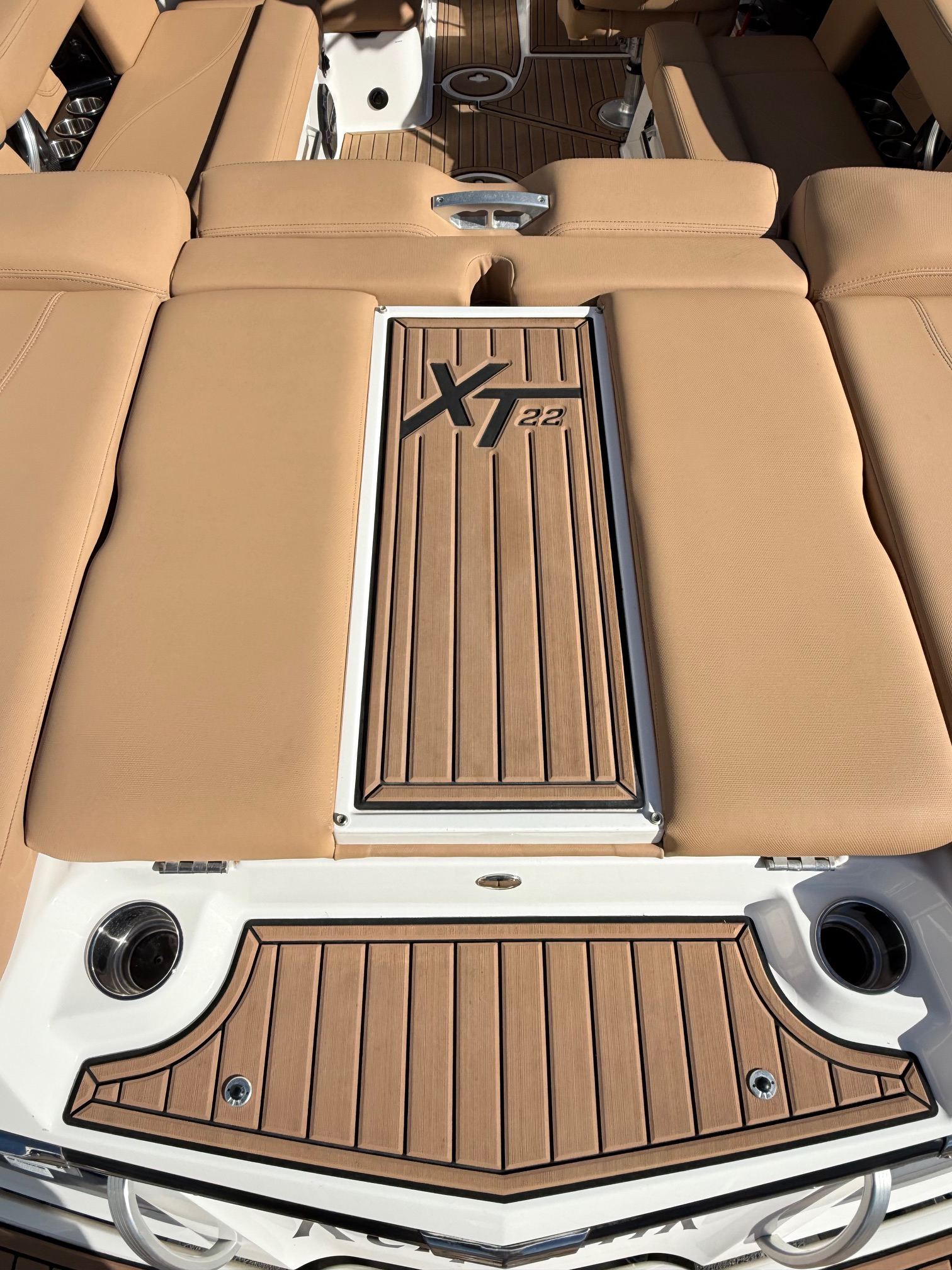 2021 22' MasterCraft "XT22" Bowrider - Image 30