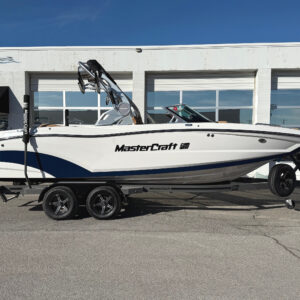 2021 22' MasterCraft "XT22" Bowrider