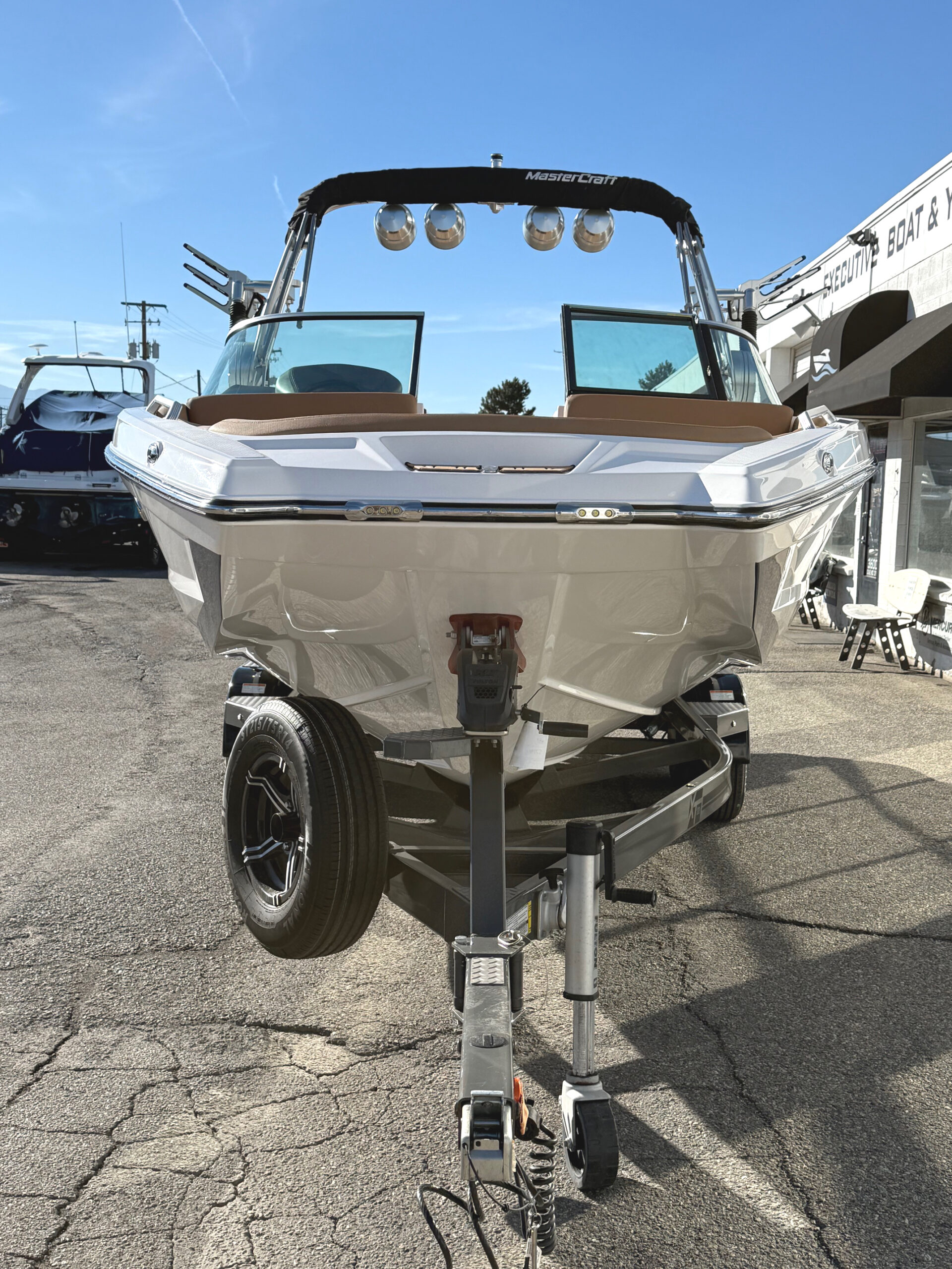 2021 22' MasterCraft "XT22" Bowrider - Image 7