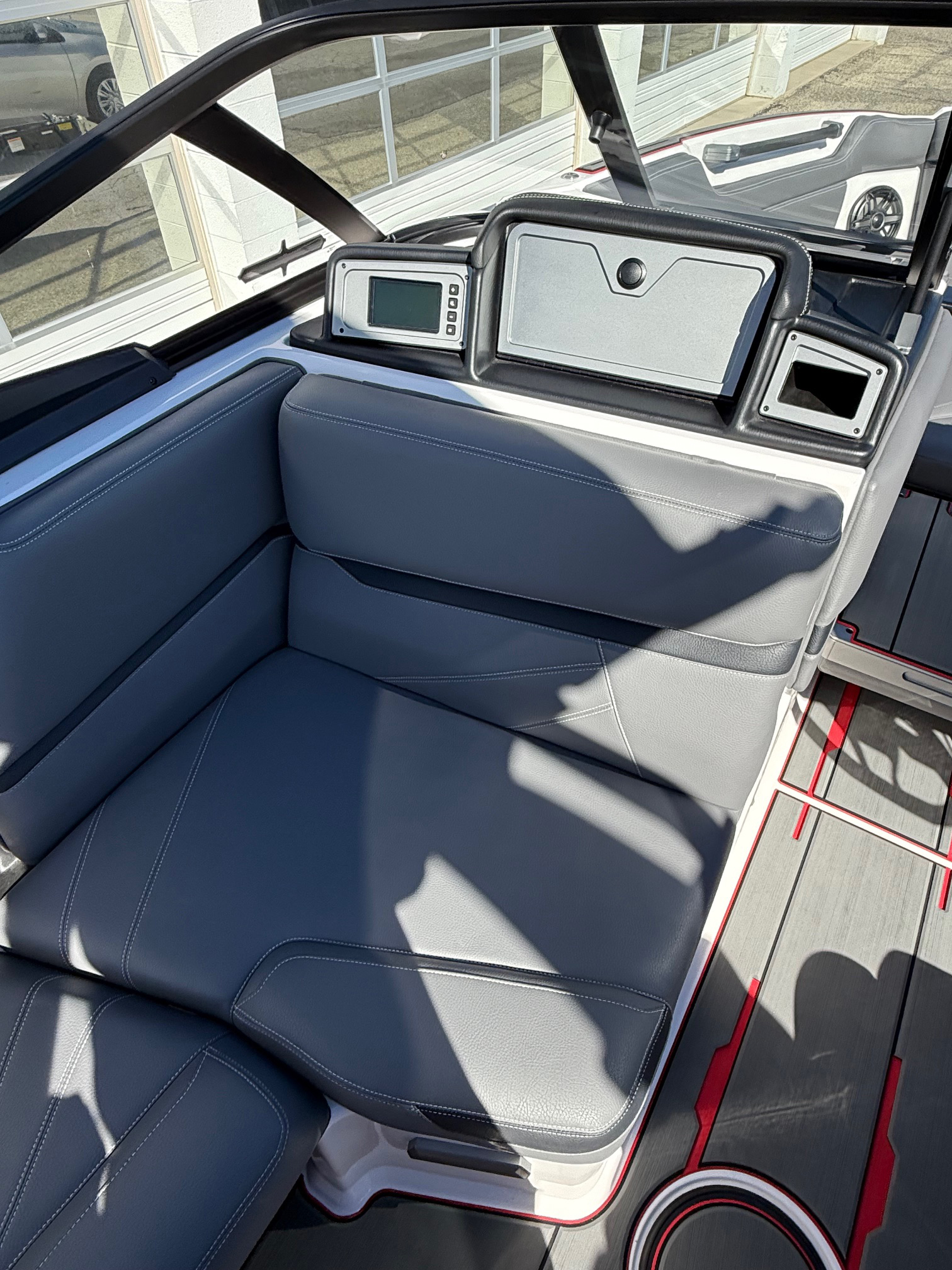 2023 24' Supra "SL550" Bowrider - Image 21