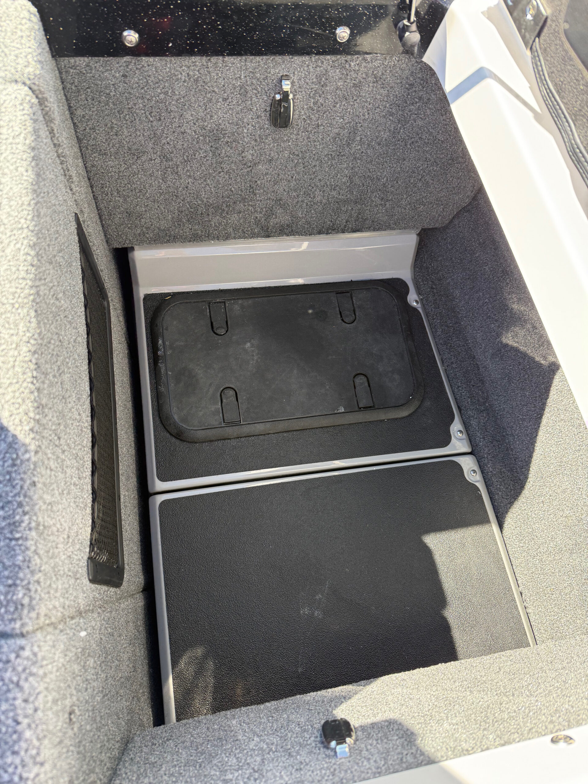 2023 24' Supra "SL550" Bowrider - Image 29