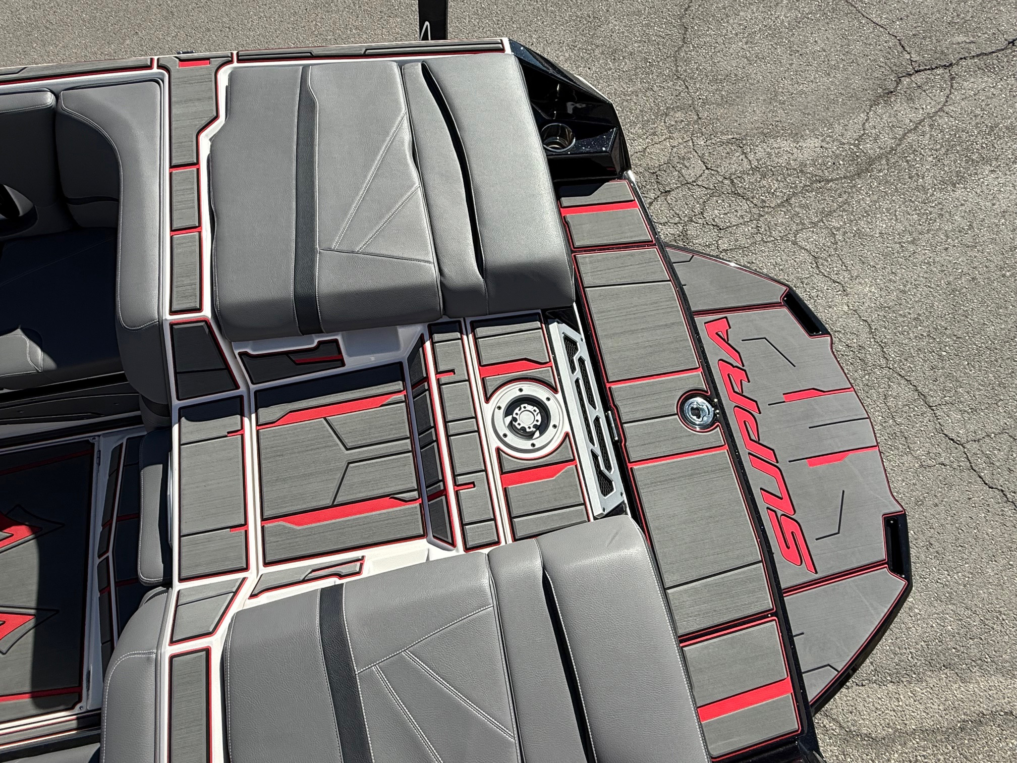 2023 24' Supra "SL550" Bowrider - Image 41