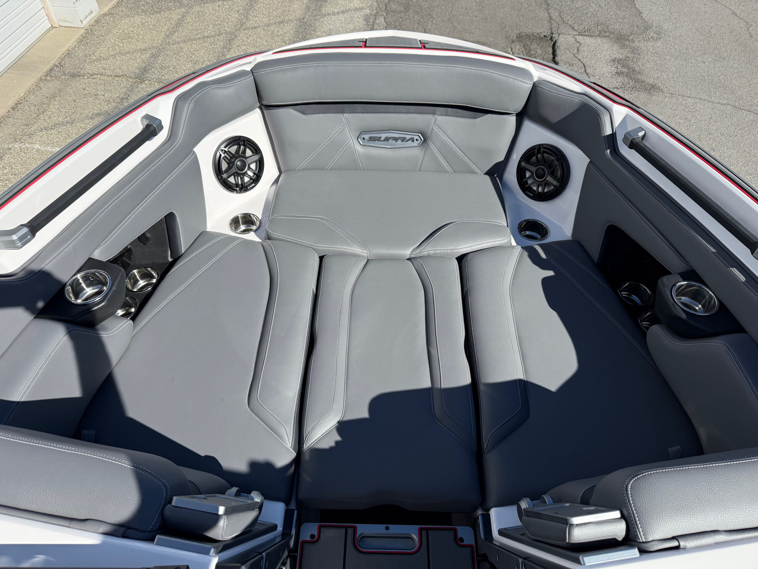 2023 24' Supra "SL550" Bowrider - Image 16