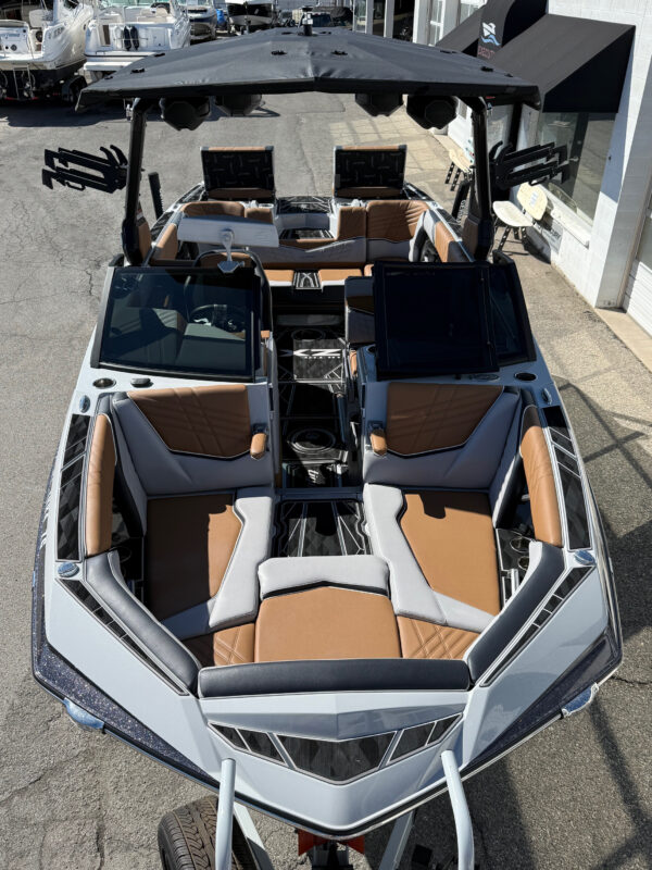 2024 23' Tige' "Ultre 23ZX" Bowrider - Image 10