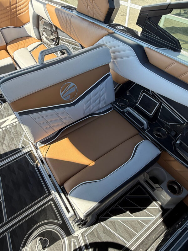2024 23' Tige' "Ultre 23ZX" Bowrider - Image 21