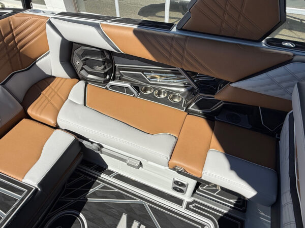 2024 23' Tige' "Ultre 23ZX" Bowrider - Image 25