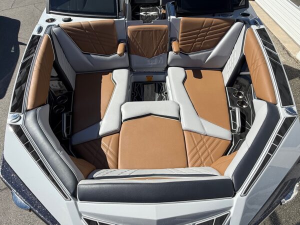 2024 23' Tige' "Ultre 23ZX" Bowrider - Image 12