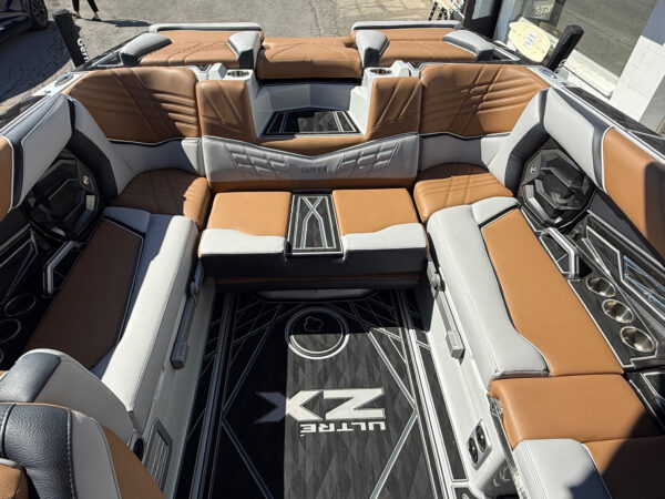 2024 23' Tige' "Ultre 23ZX" Bowrider - Image 15