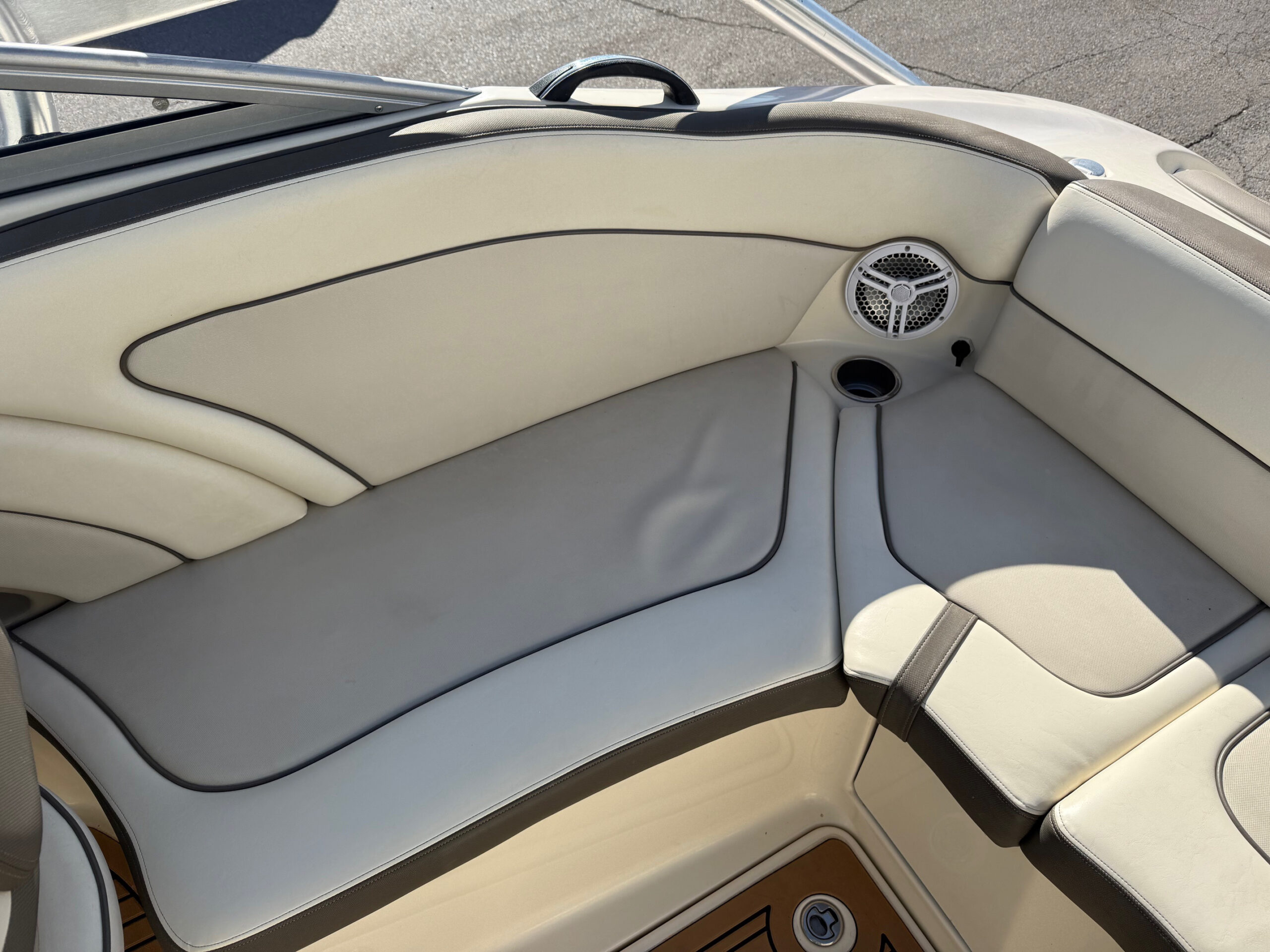 2014 24' Yamaha "242 Limited S" Bowrider - Image 27