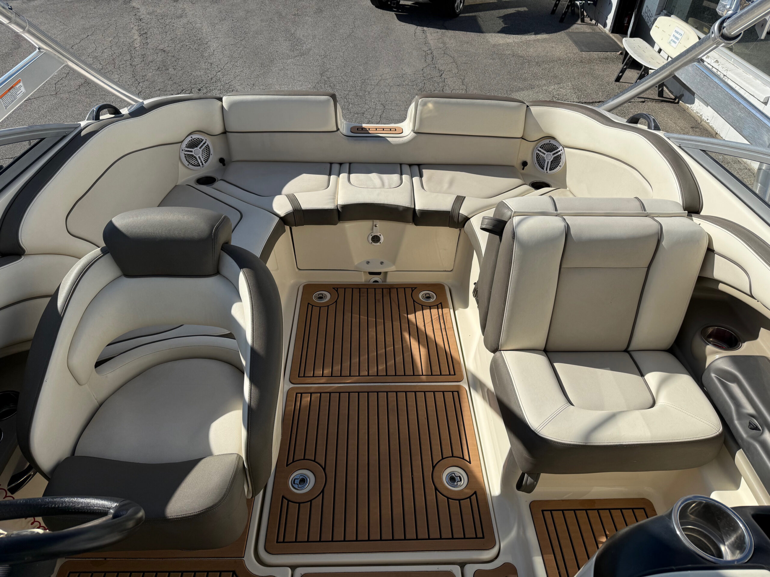 2014 24' Yamaha "242 Limited S" Bowrider - Image 10