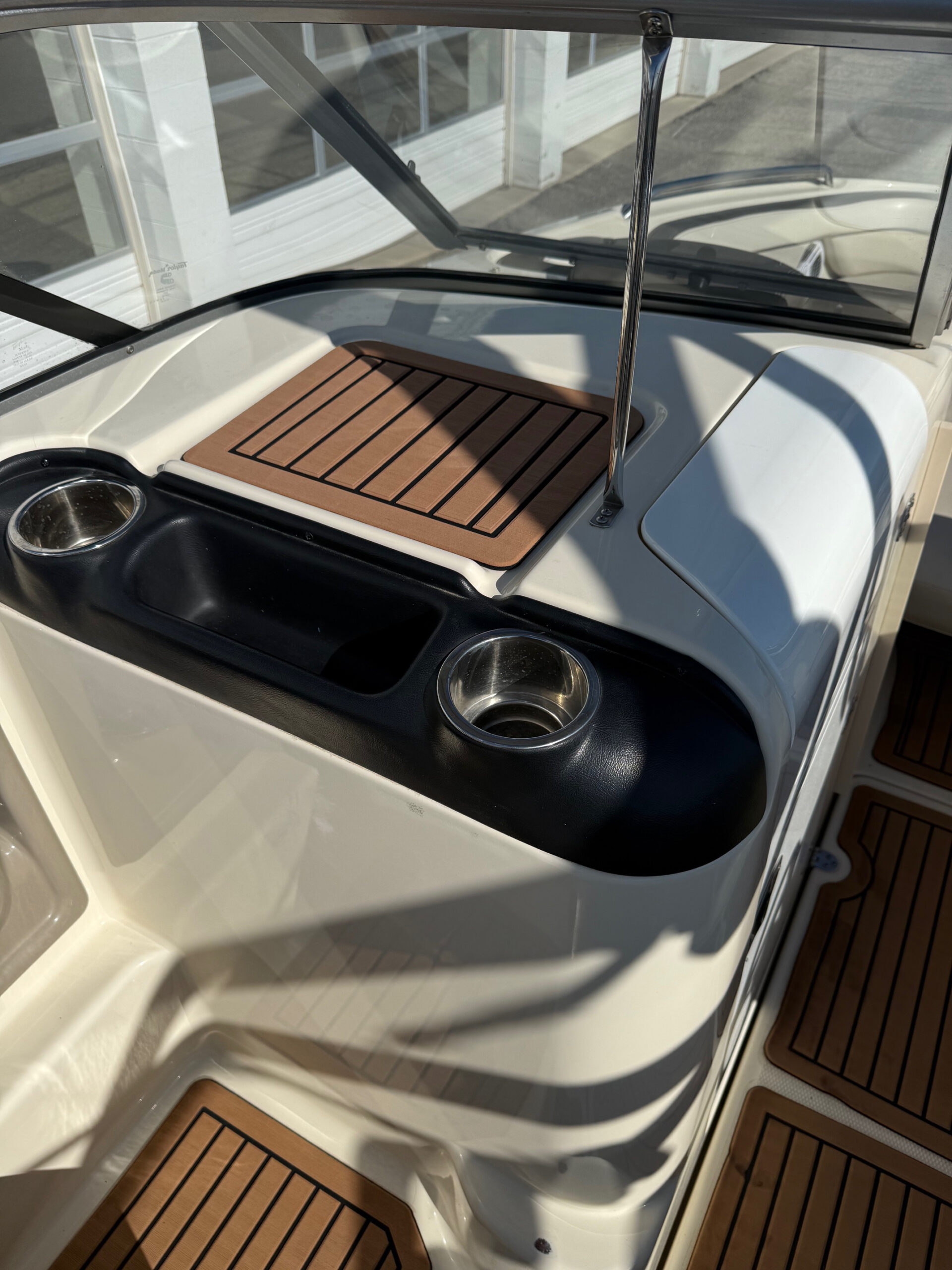 2014 24' Yamaha "242 Limited S" Bowrider - Image 13