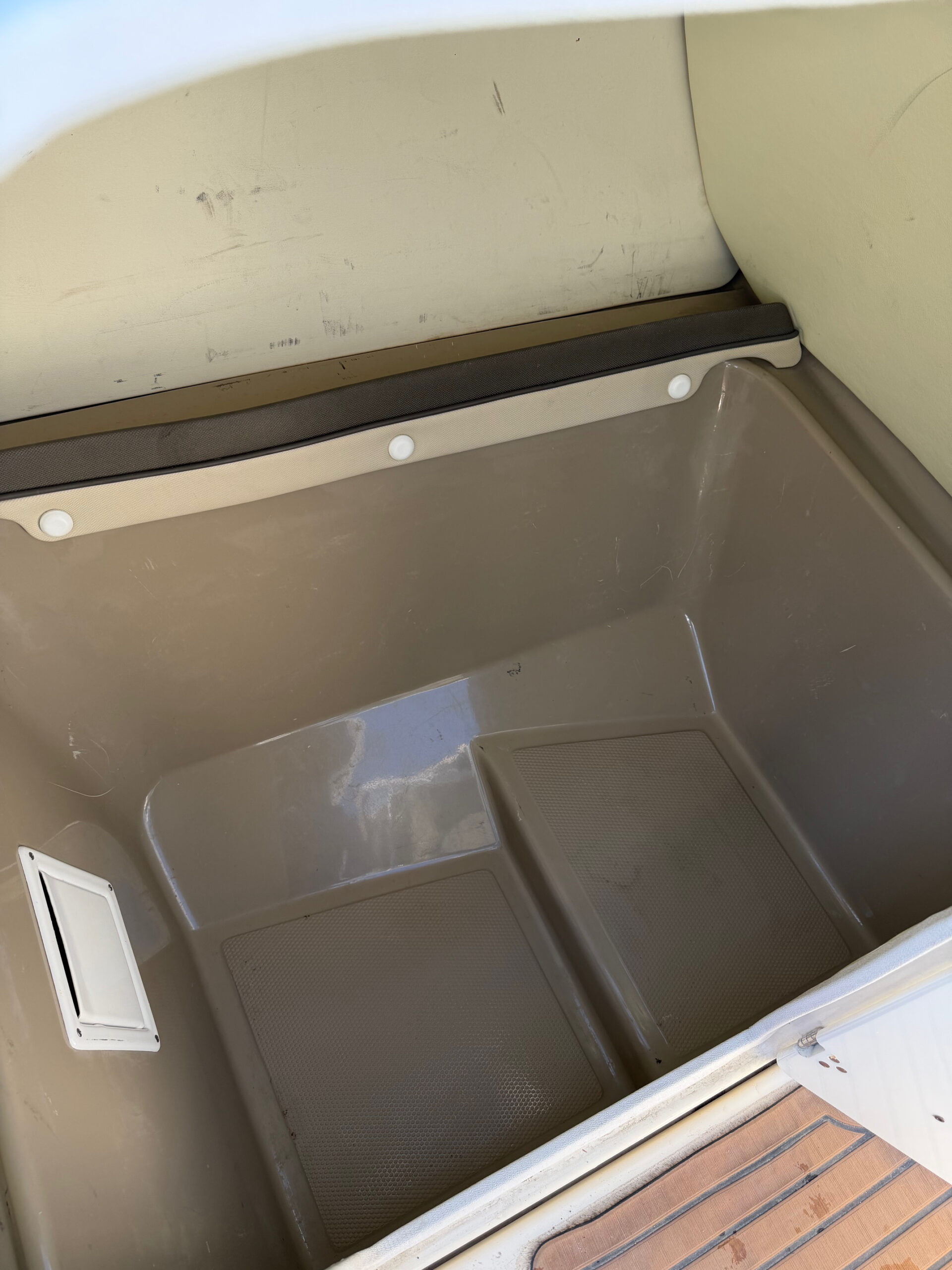 2014 24' Yamaha "242 Limited S" Bowrider - Image 15