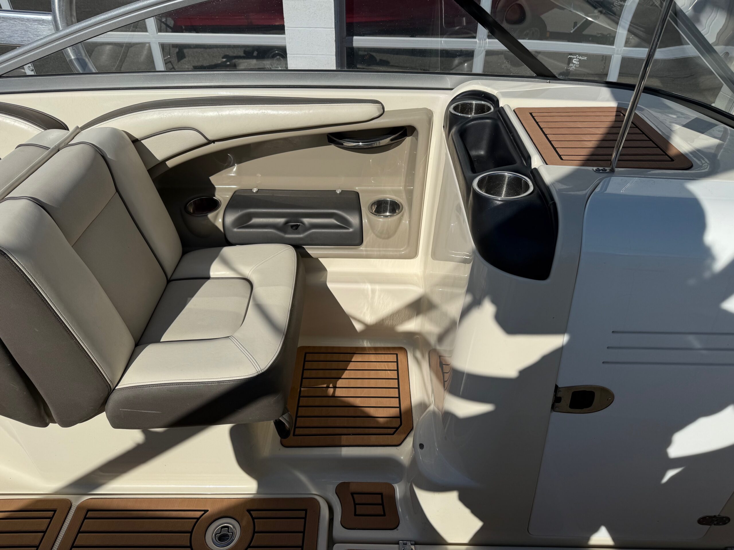 2014 24' Yamaha "242 Limited S" Bowrider - Image 16