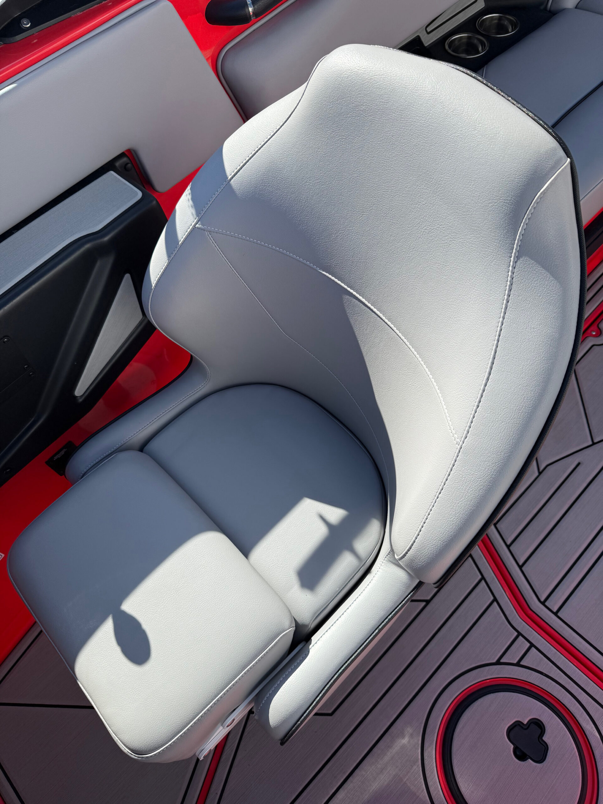 2025 23' Moomba "MAX" Bowrider - Image 31