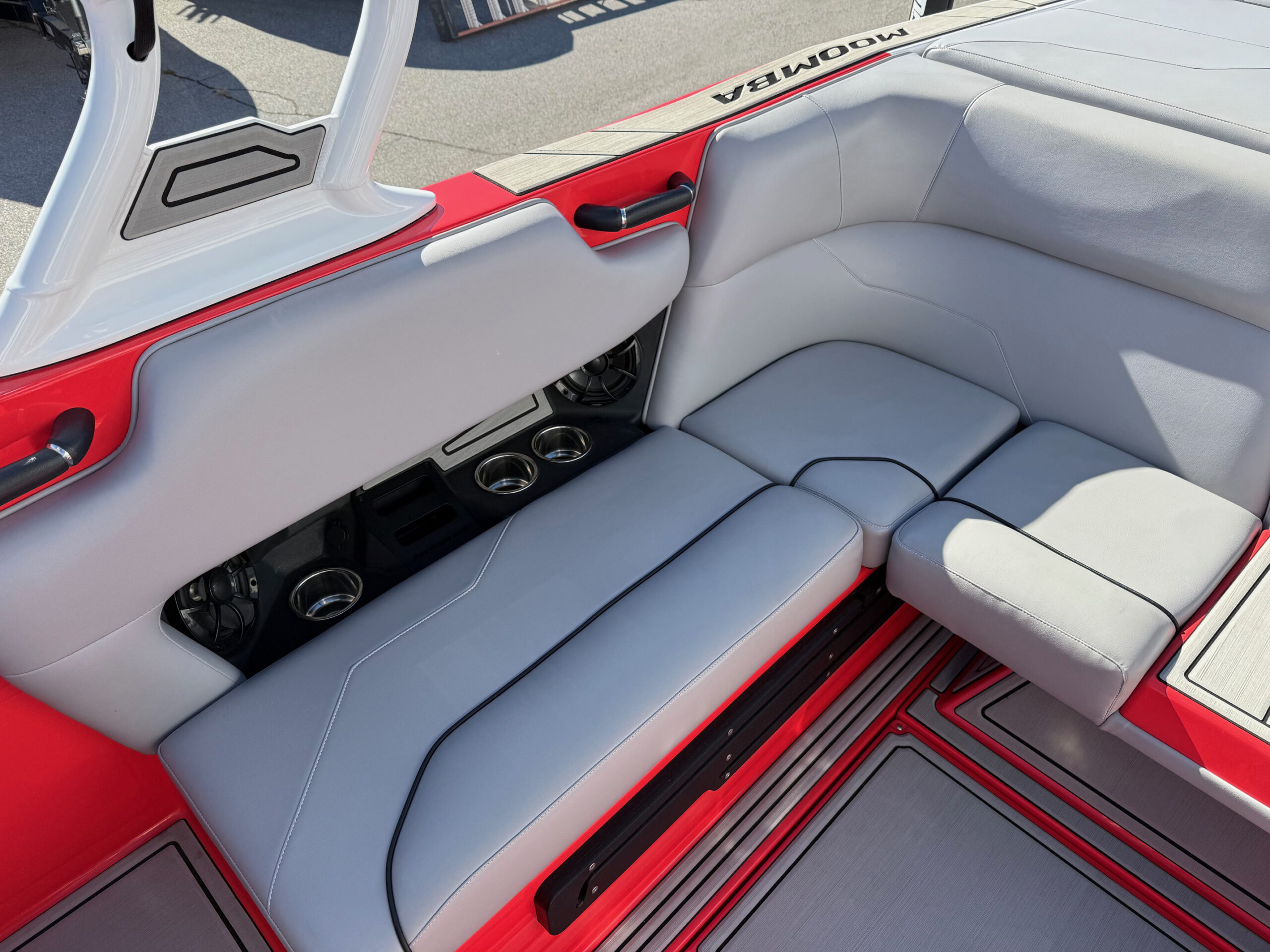 2025 23' Moomba "MAX" Bowrider - Image 32