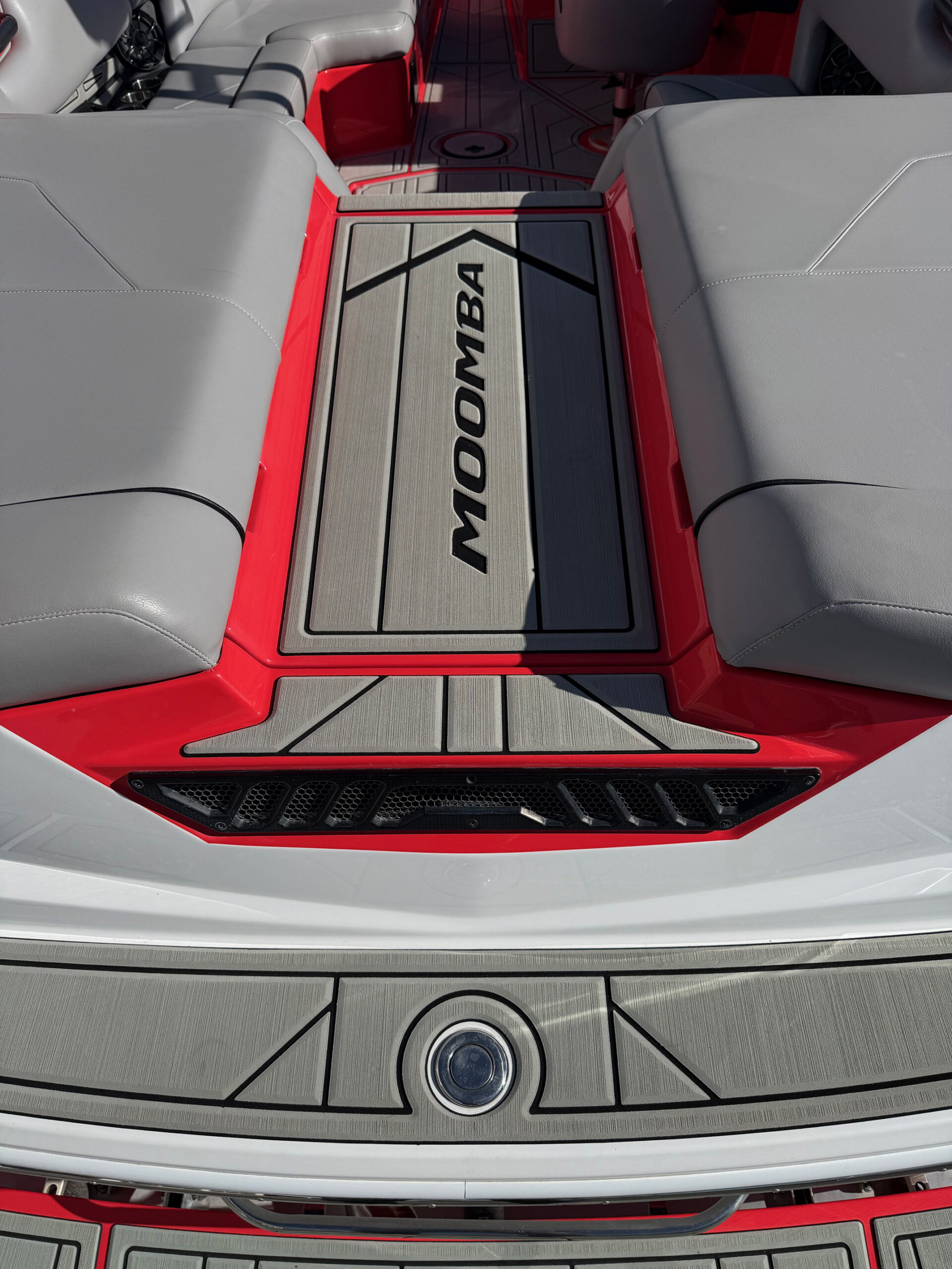 2025 23' Moomba "MAX" Bowrider - Image 39