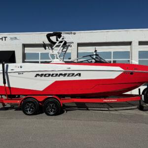 2025 23' Moomba "MAX" Bowrider