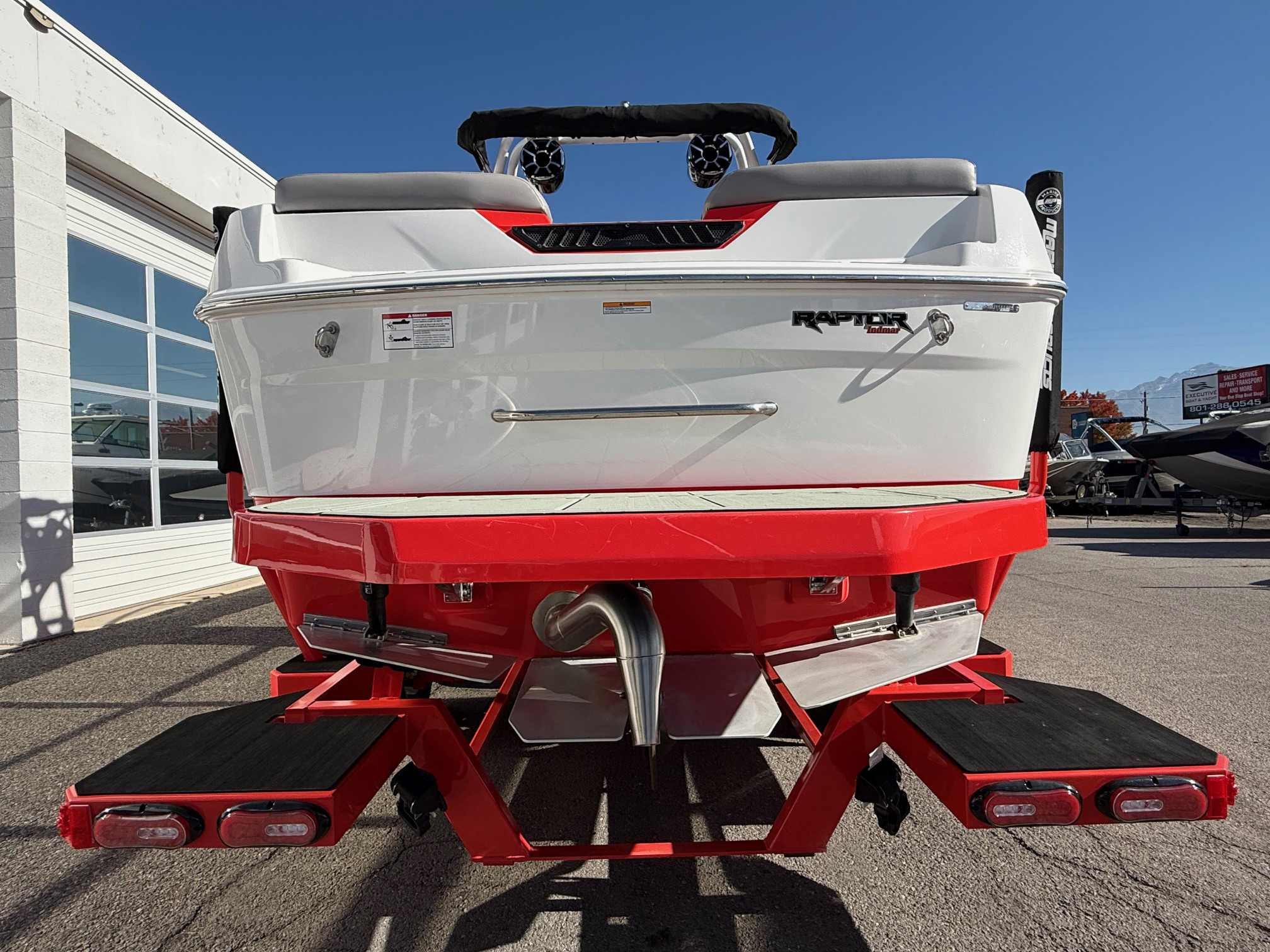 2025 23' Moomba "MAX" Bowrider - Image 6