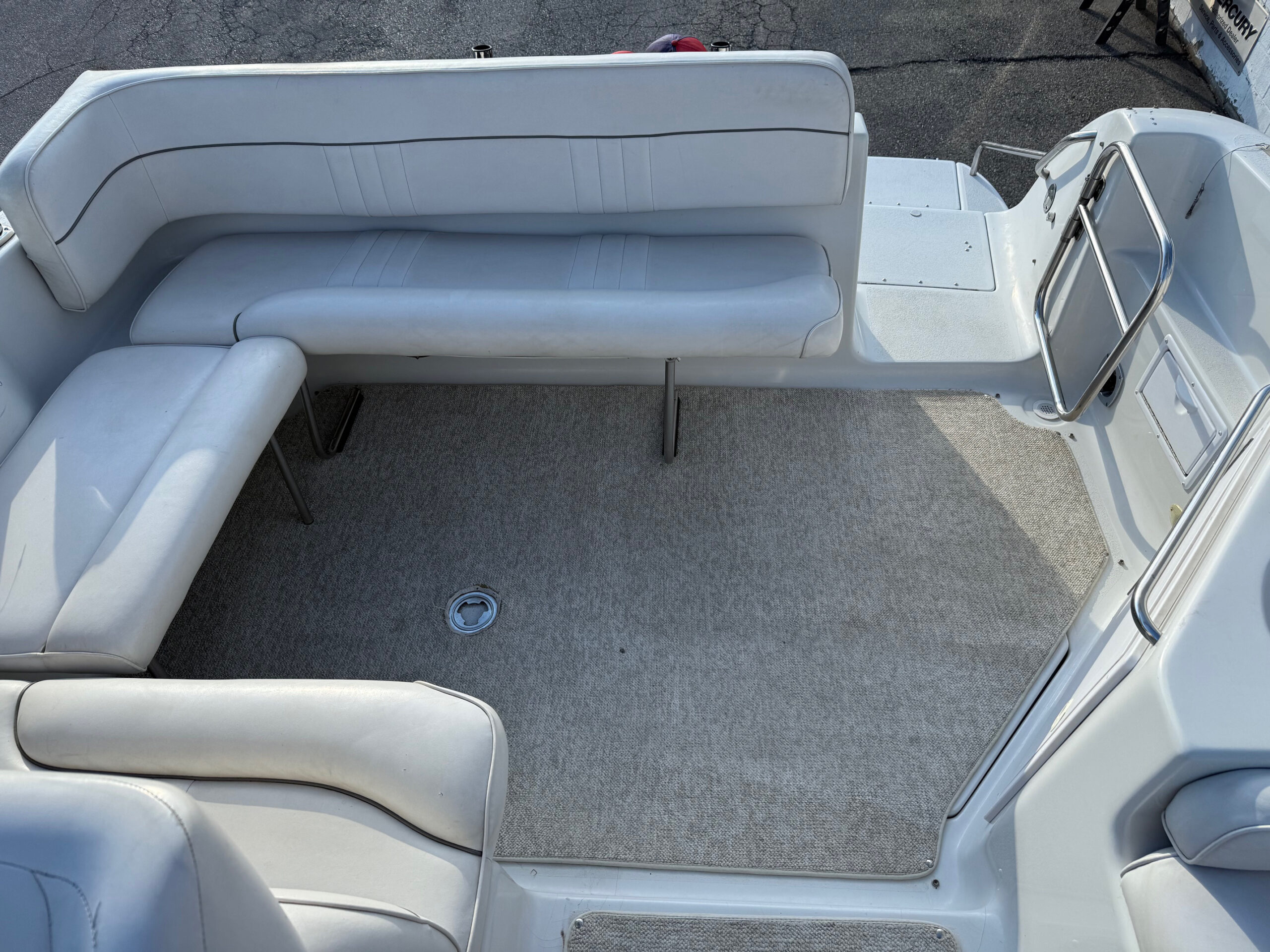 2001 29' Crownline "290 CR" - Image 23