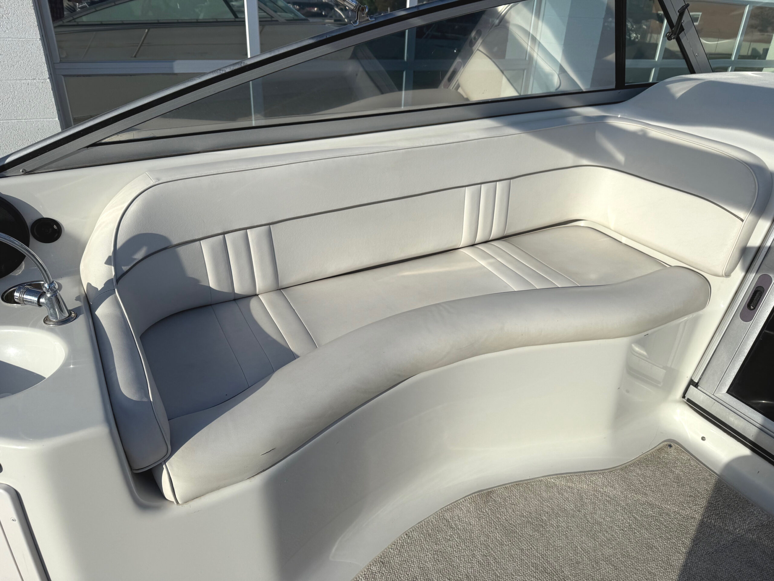 2001 29' Crownline "290 CR" - Image 16