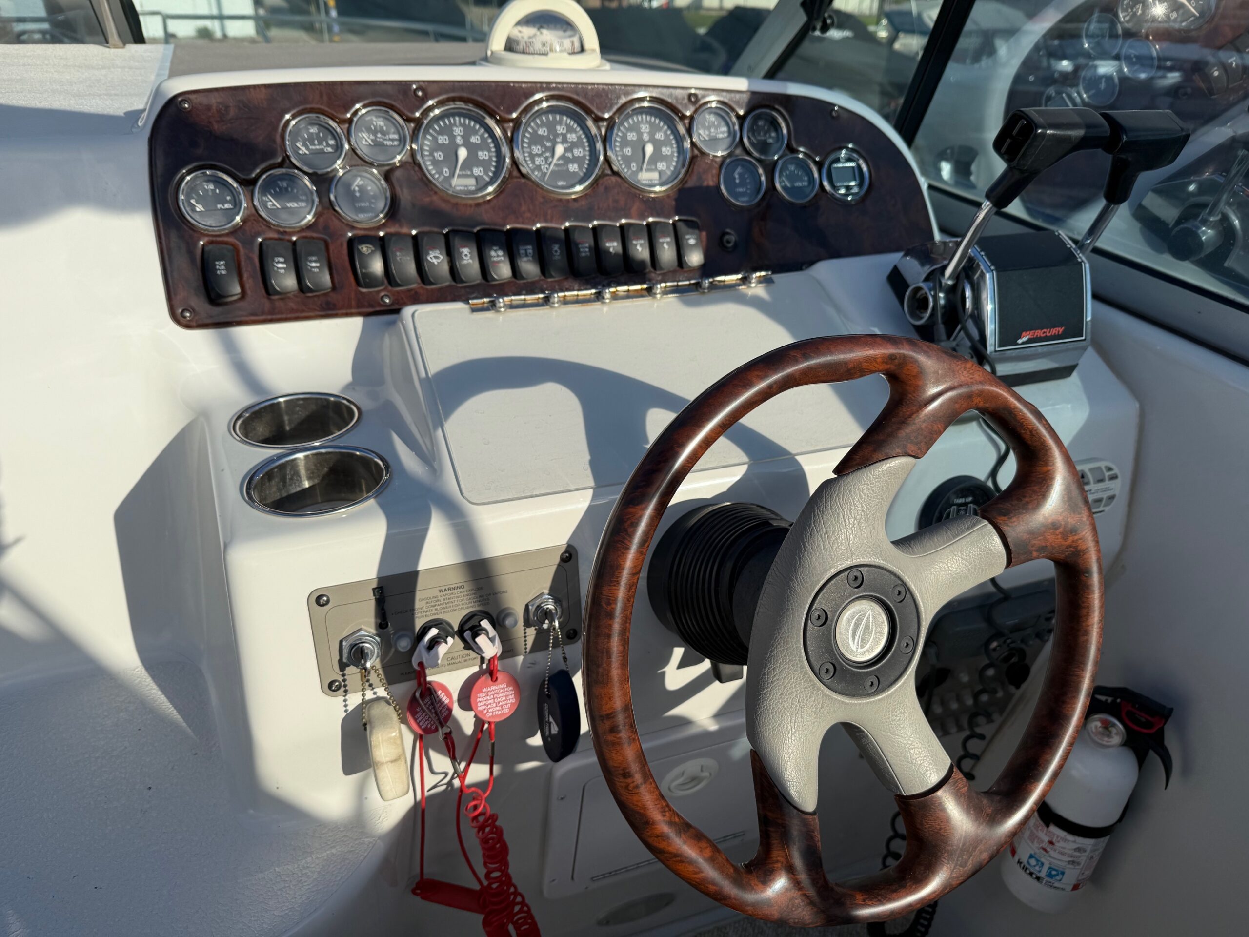 2001 29' Crownline "290 CR" - Image 20